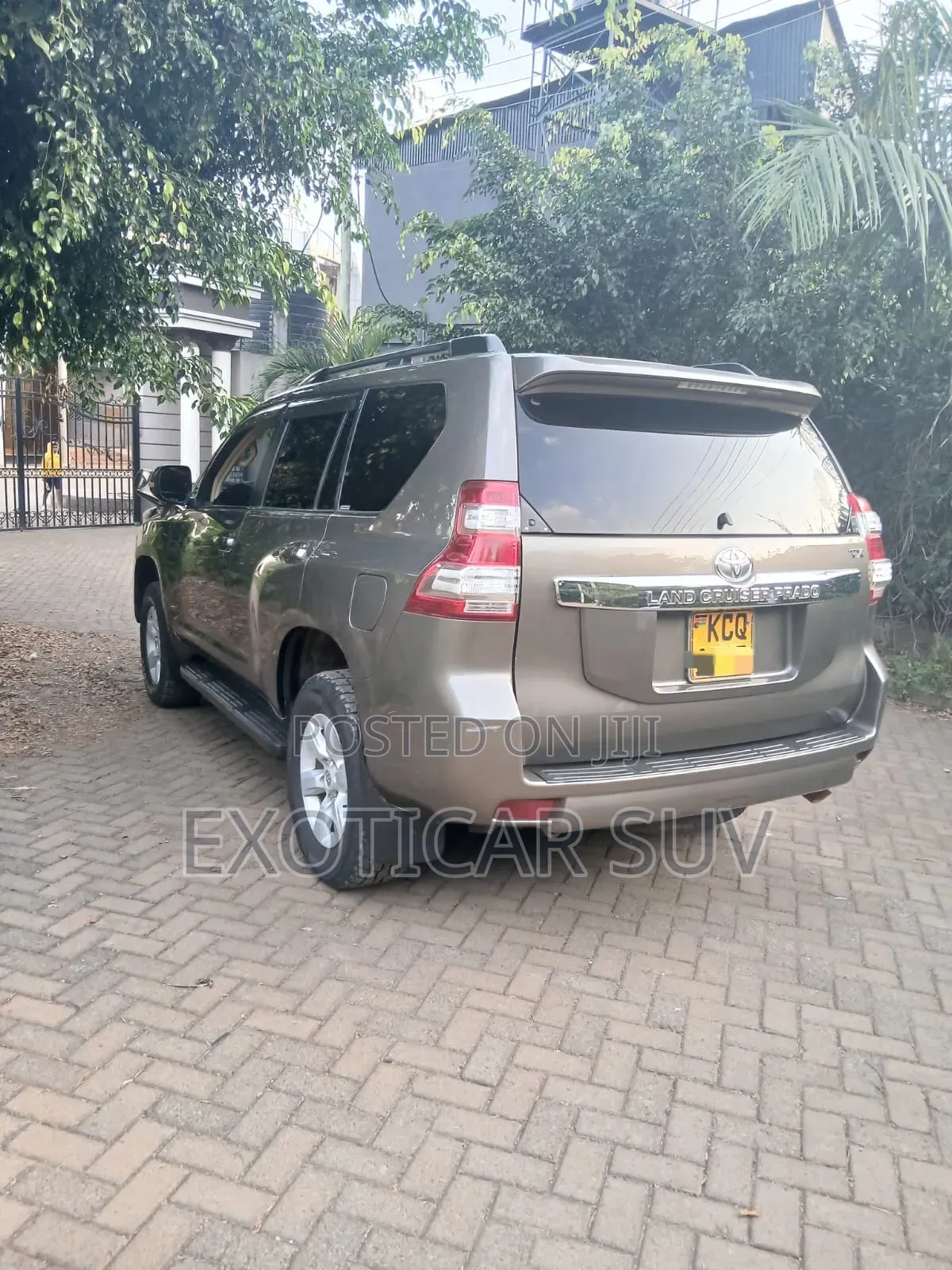 Toyota Land Cruiser 2015 Gray