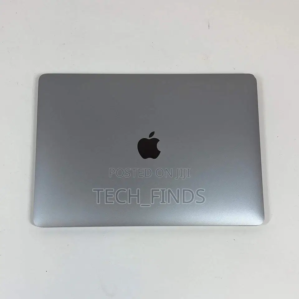 Laptop Apple MacBook Pro 2022 M2 8GB Apple M2 SSD 512GB