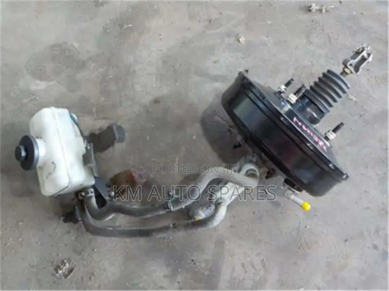 Toyota Spacio Brake Booster/Master Cylinder
