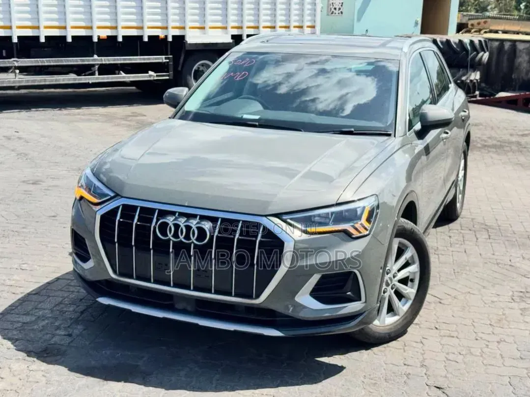 Audi Q3 35 TFSI S edition 2020 Gray