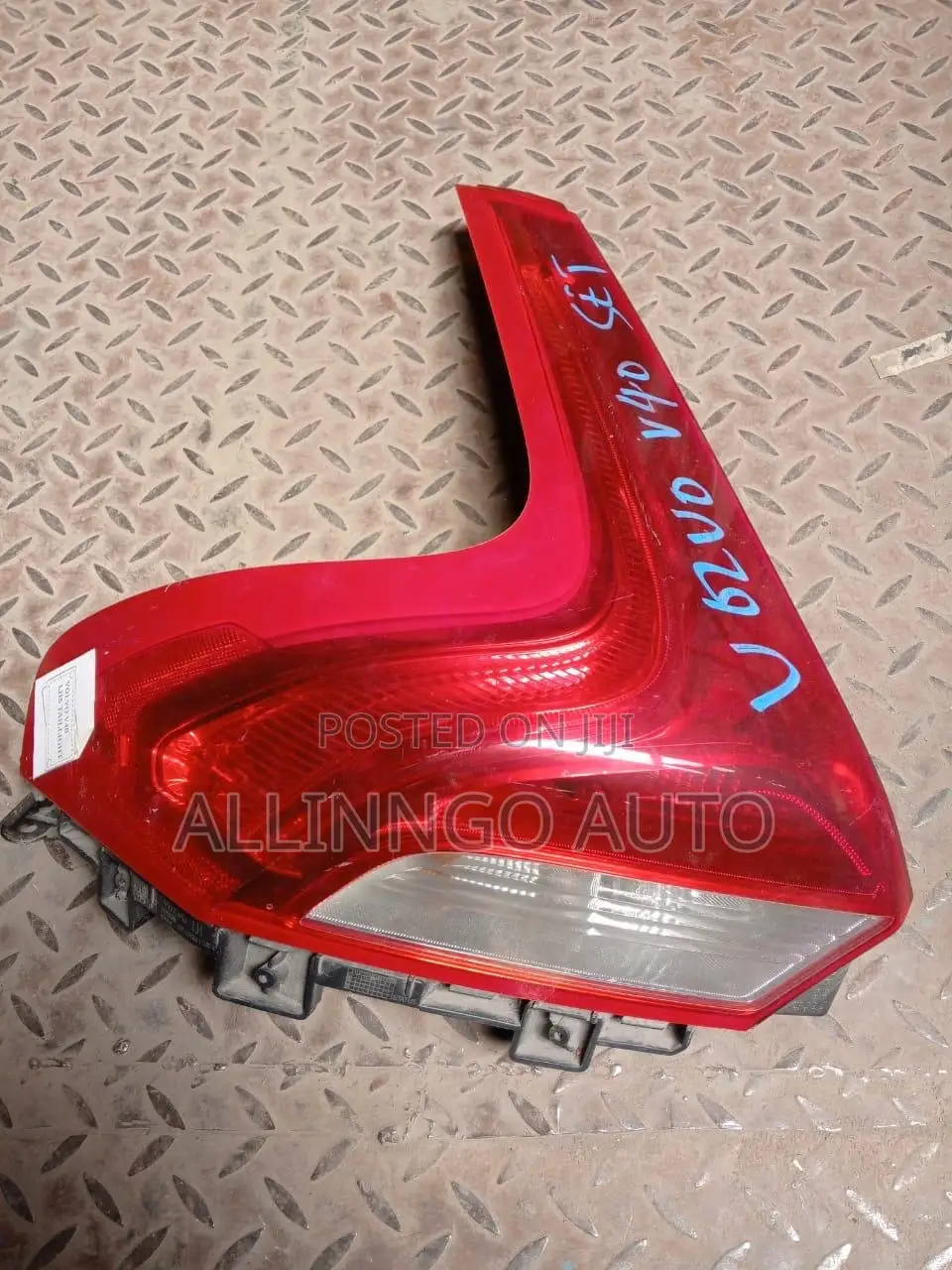 Volvo V40 Taillight