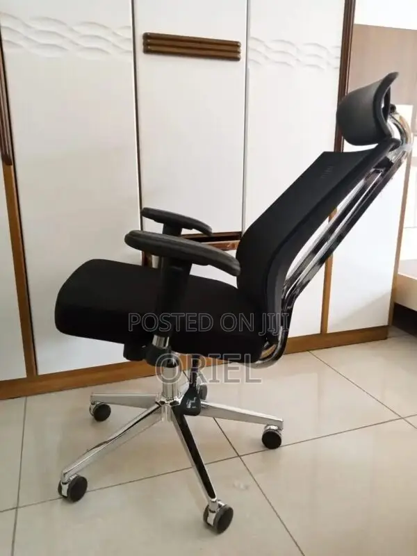 Office Chair : Mesh Swivel Orthopedic Office Chair