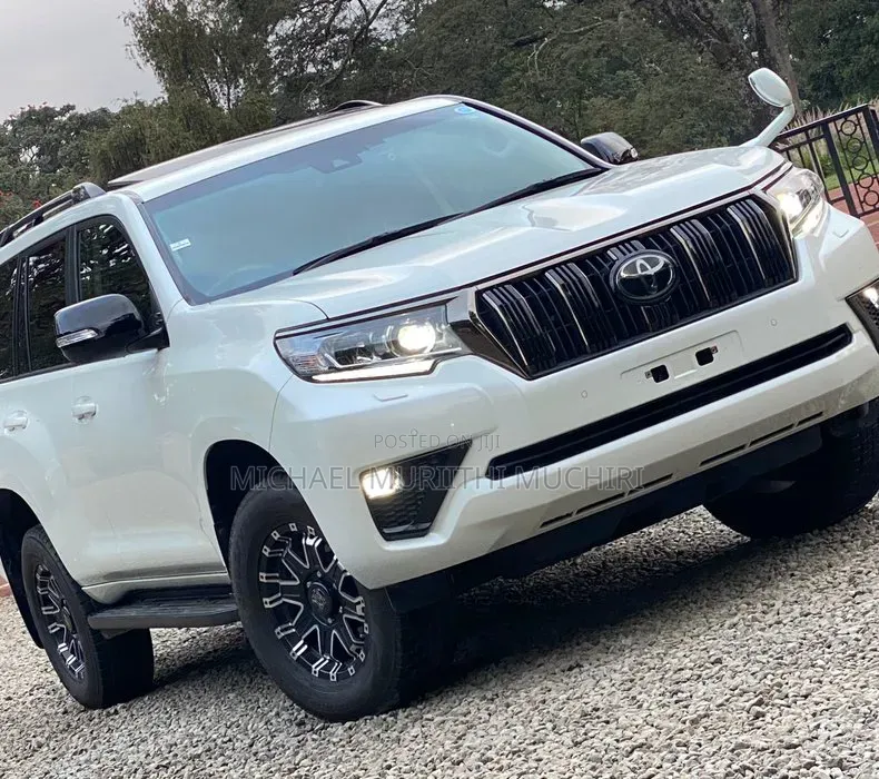 Toyota Land Cruiser Prado 2021 White