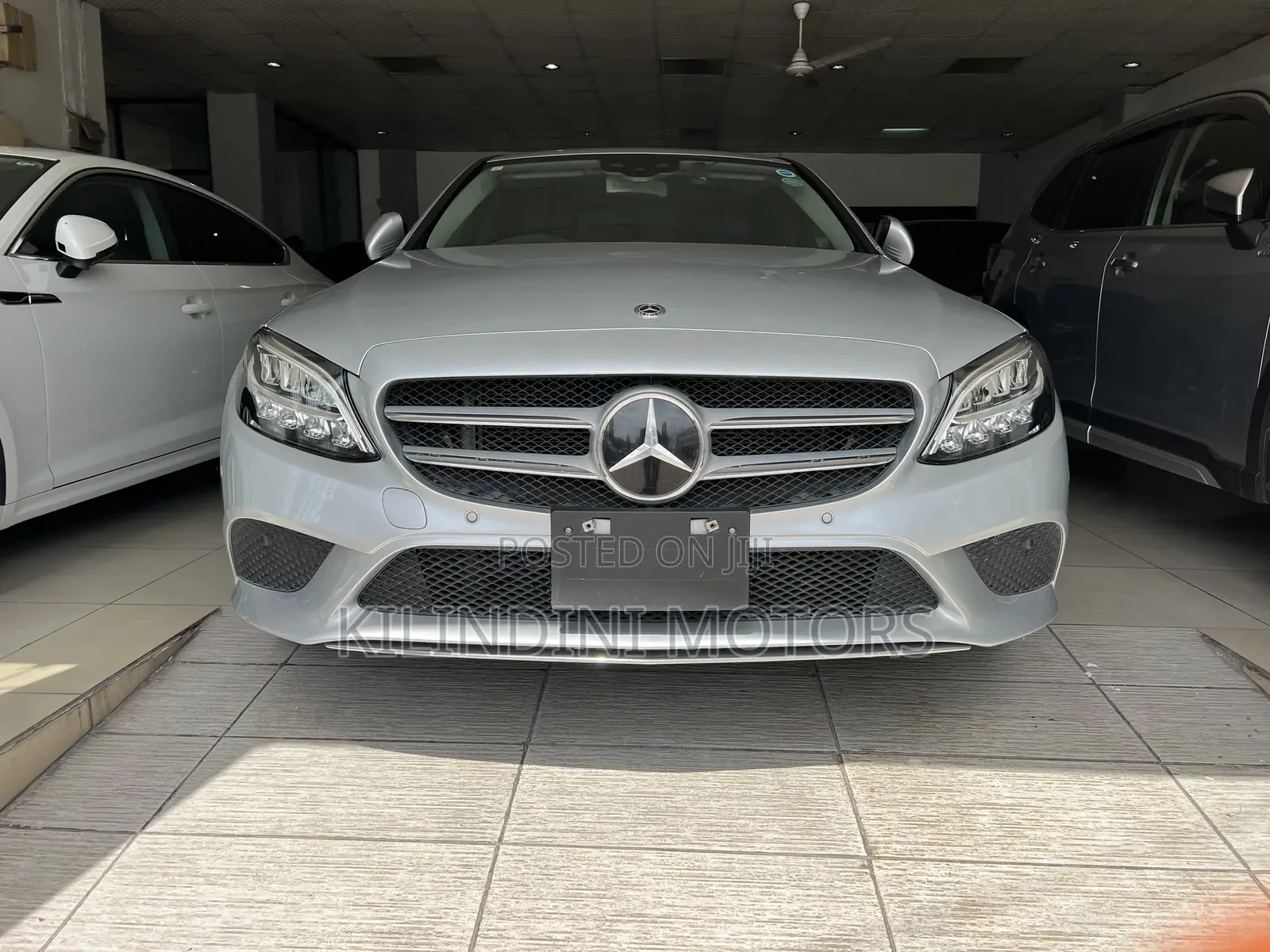 Mercedes-Benz C180 2019 Silver