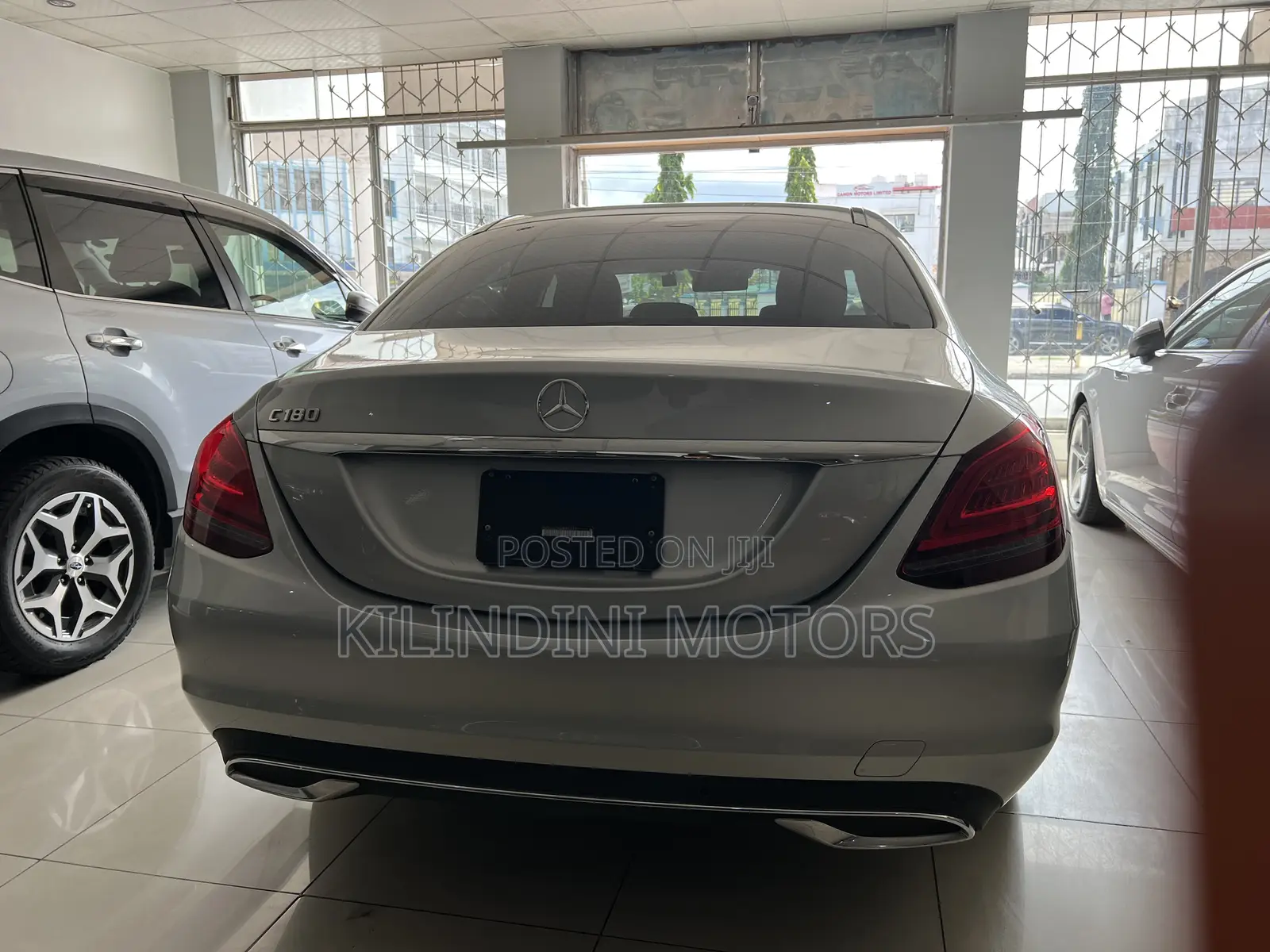 Mercedes-Benz C180 2019 Silver