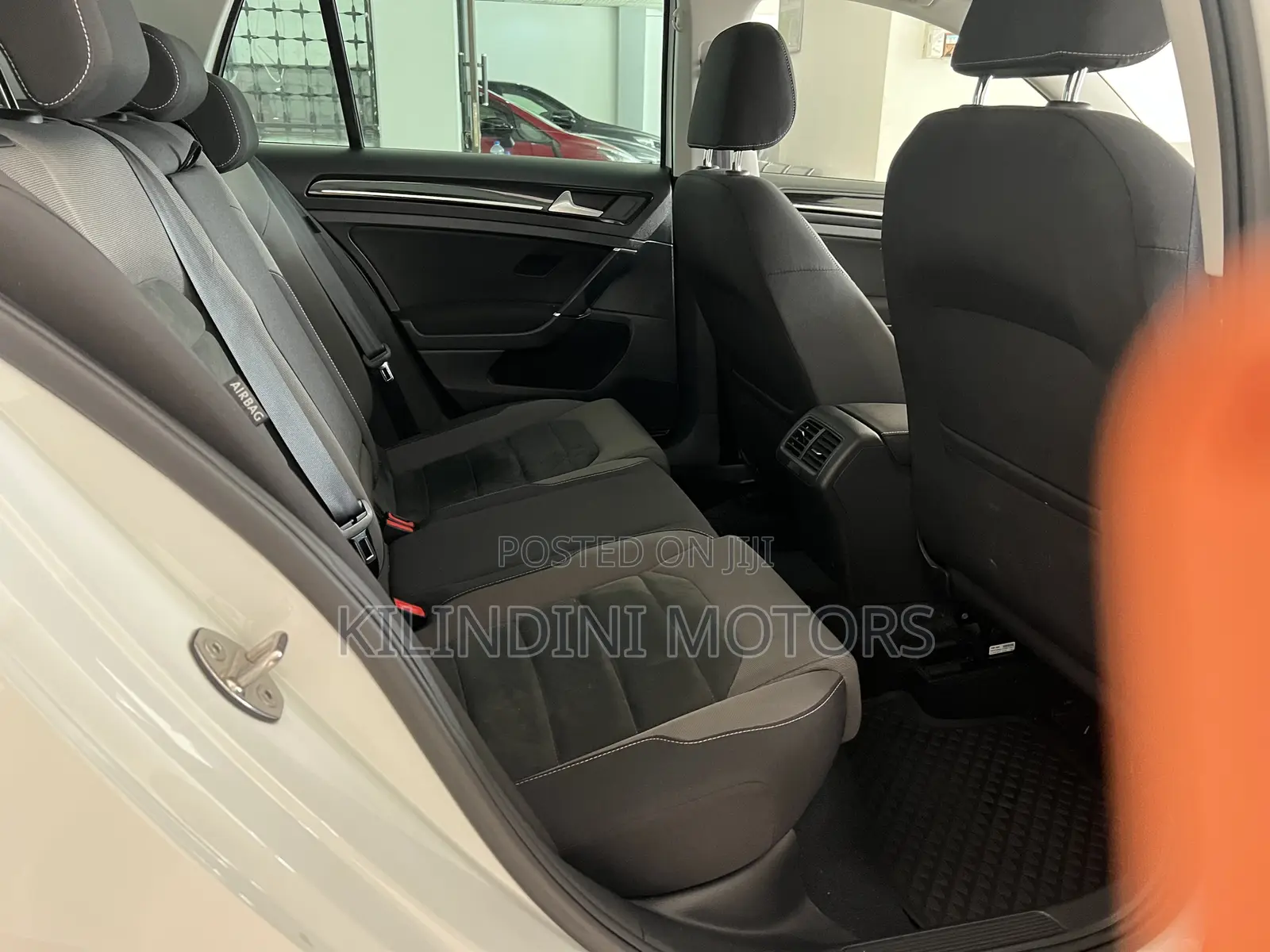 Mercedes-Benz C180 2019 Silver