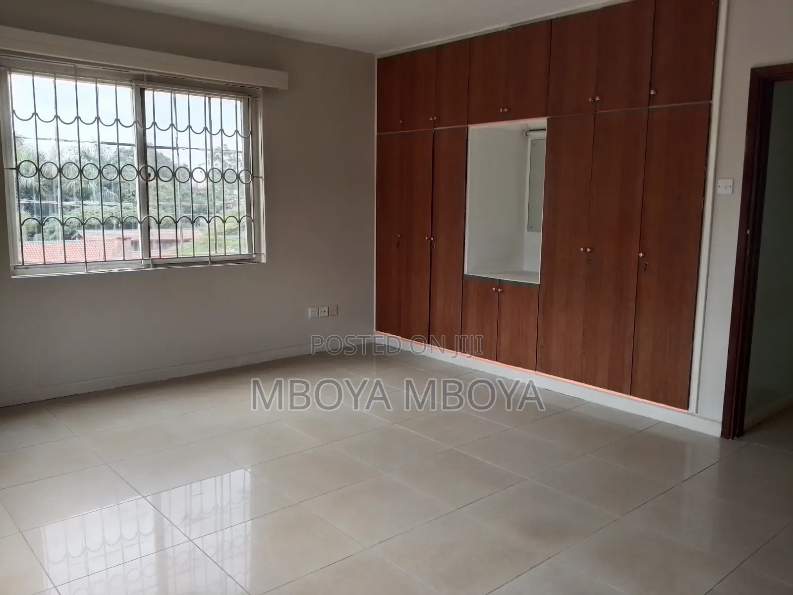 3bdrm Apartment in Parklands for rent