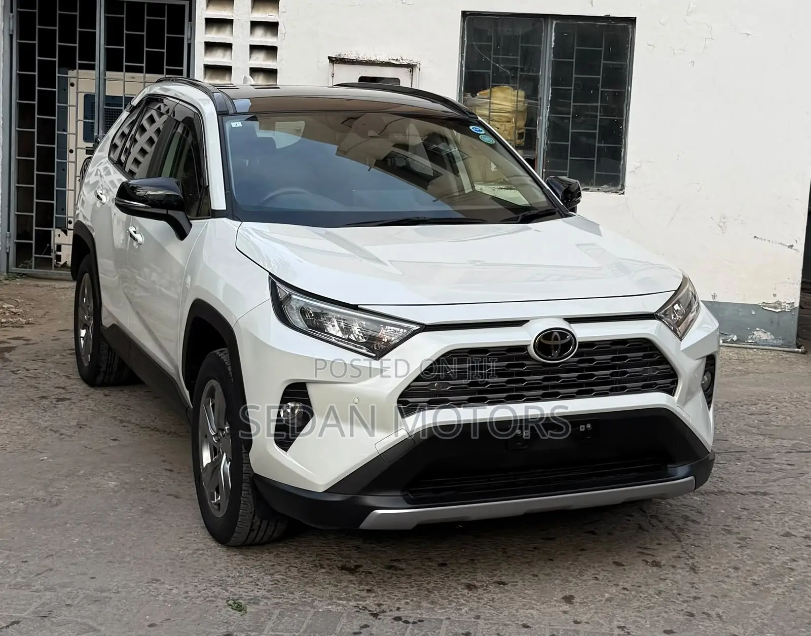 Toyota RAV4 2019 Ivory
