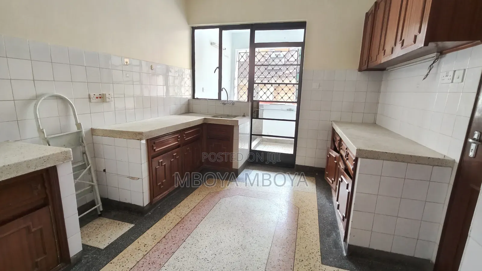3bdrm Apartment in Parklands for sale