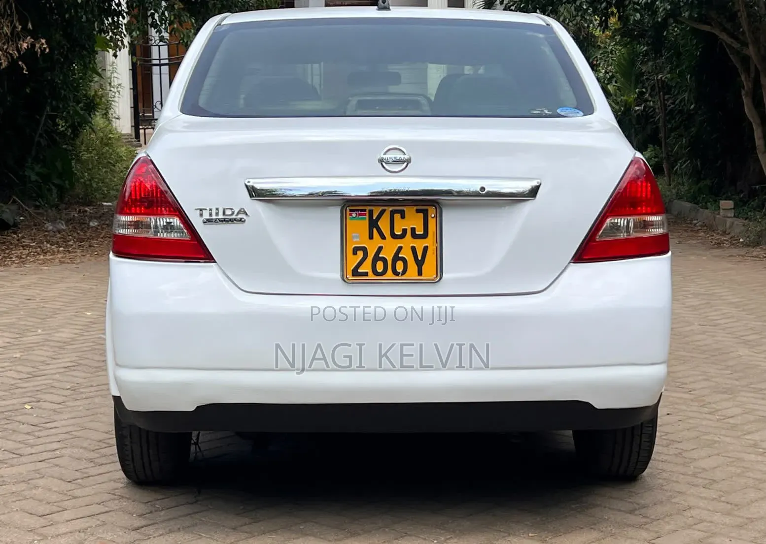 Nissan Tiida 2009 White