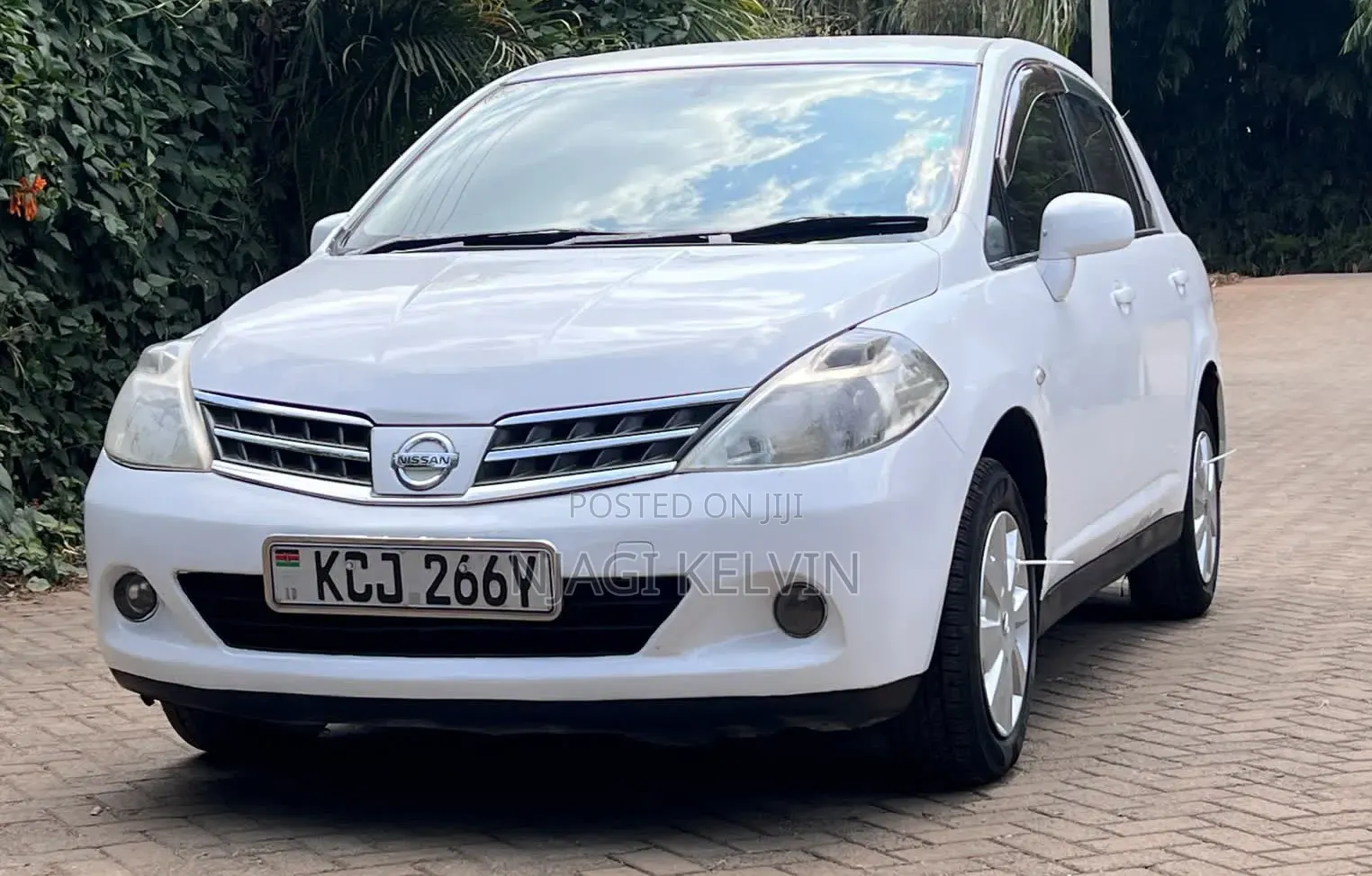 Nissan Tiida 2009 White