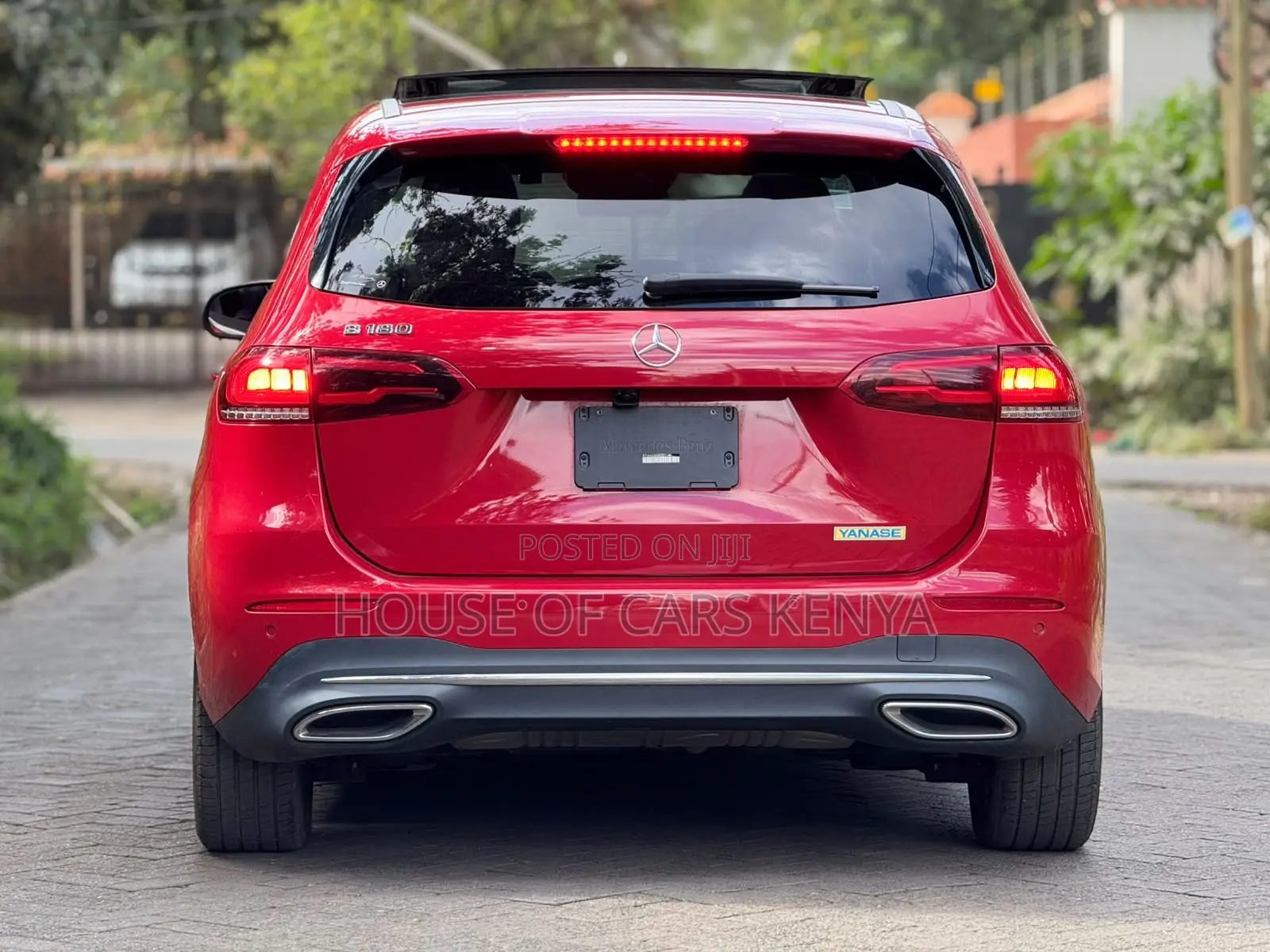 Mercedes-Benz B-Class 2019 Red