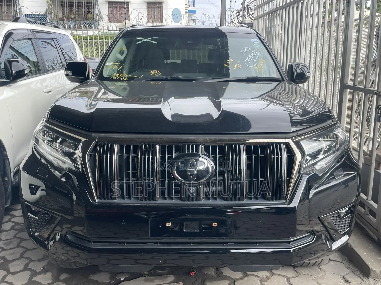 Toyota Land Cruiser Prado 2.8 2022 Black