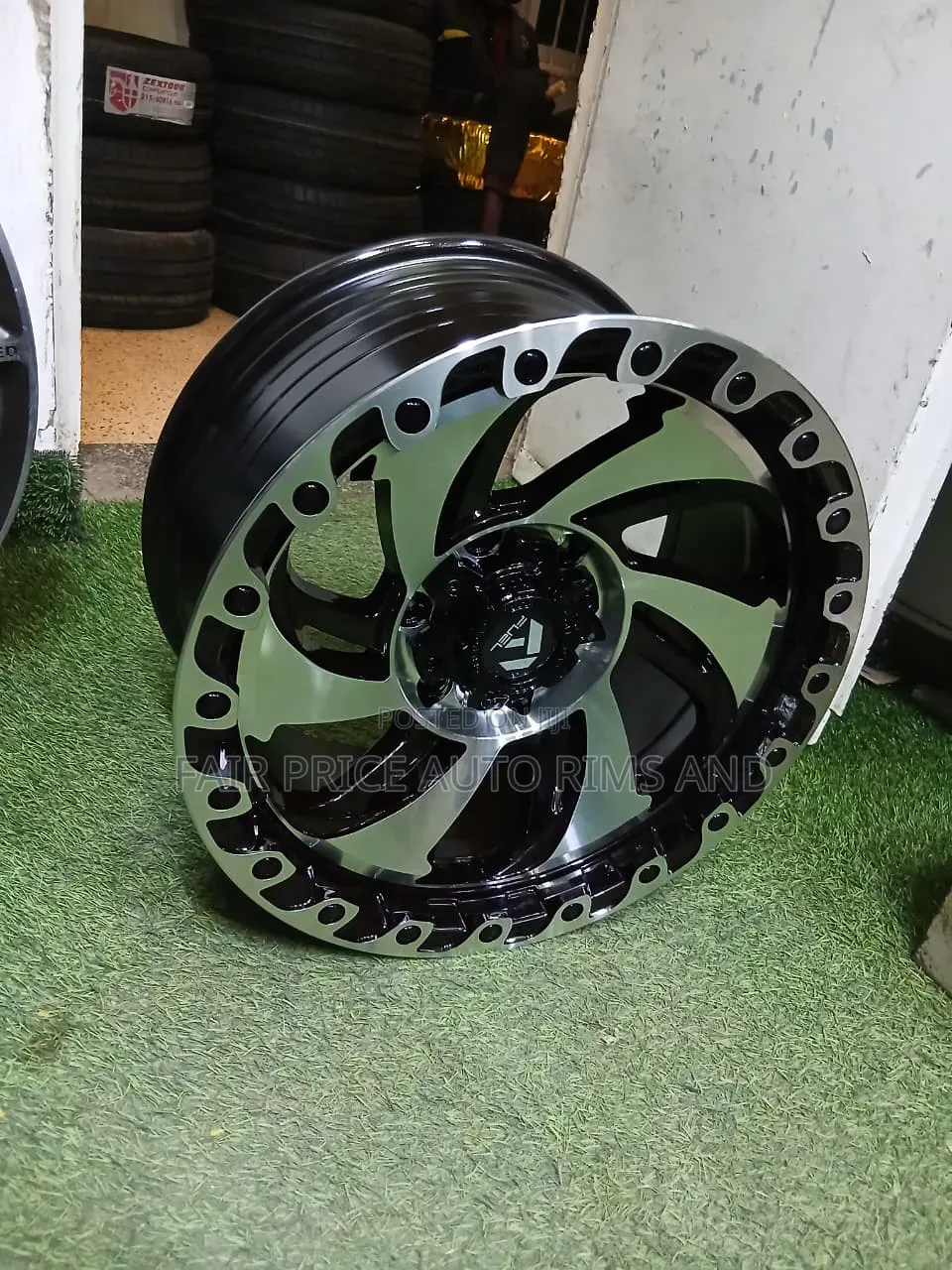 Size 17/6/139 Prado Surf Hillux