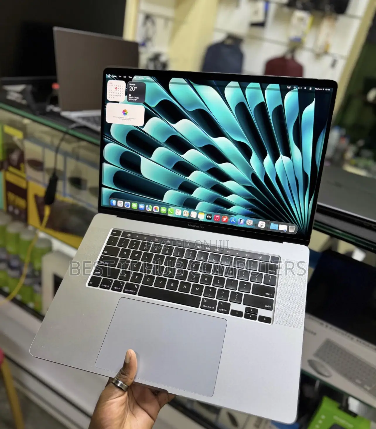 Laptop Apple MacBook Pro 2019 32GB Intel Core i7 SSD 512GB