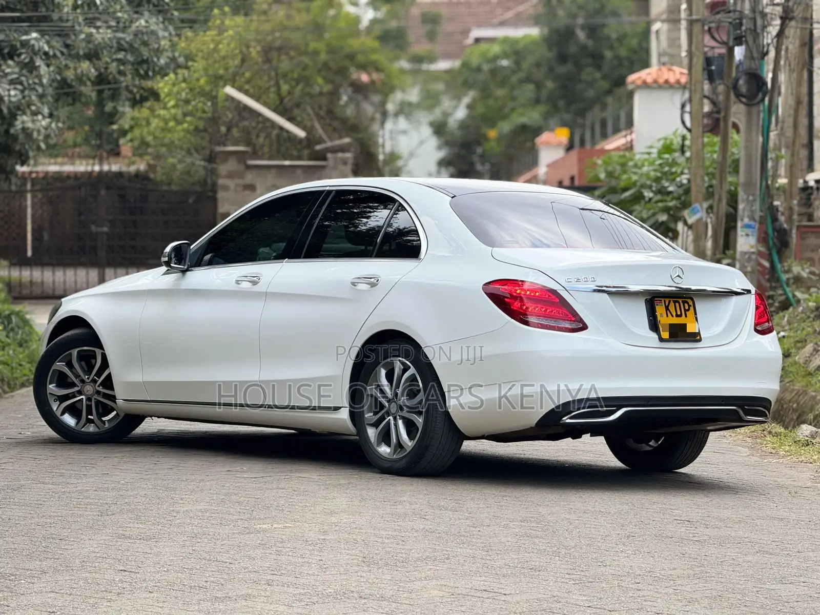 Mercedes-Benz C200 2016 White