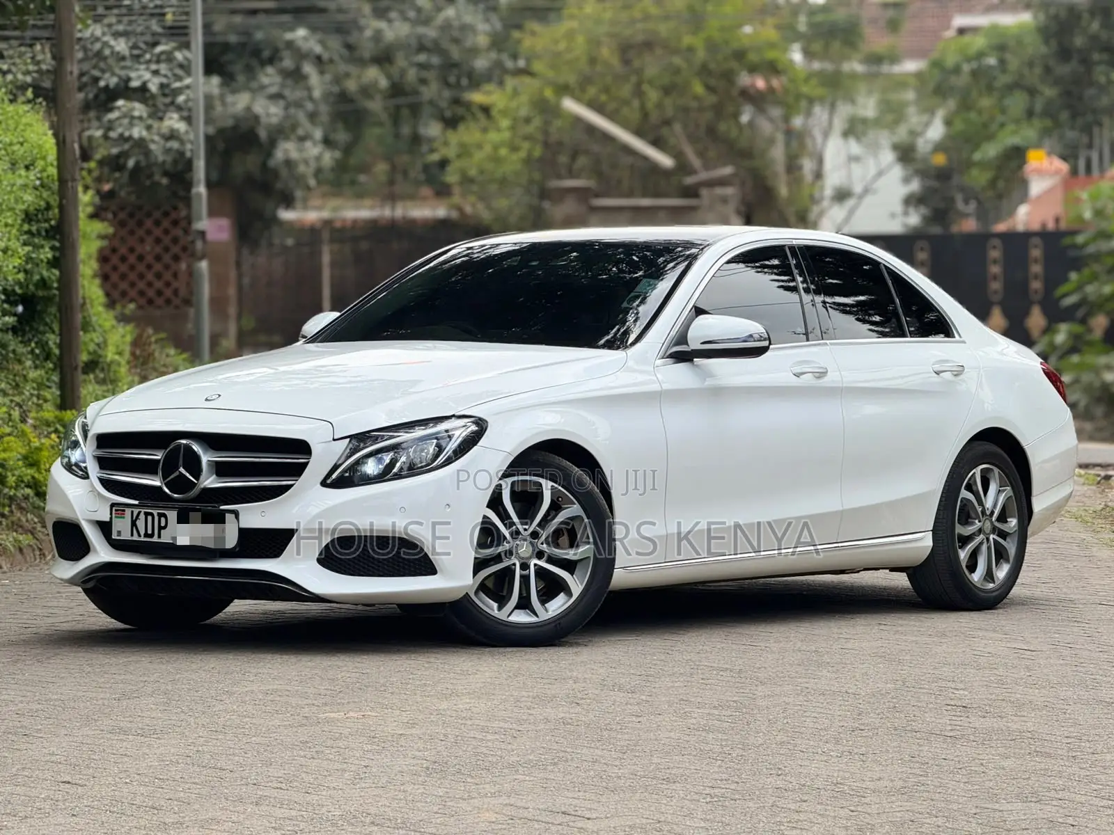 Mercedes-Benz C200 2016 White
