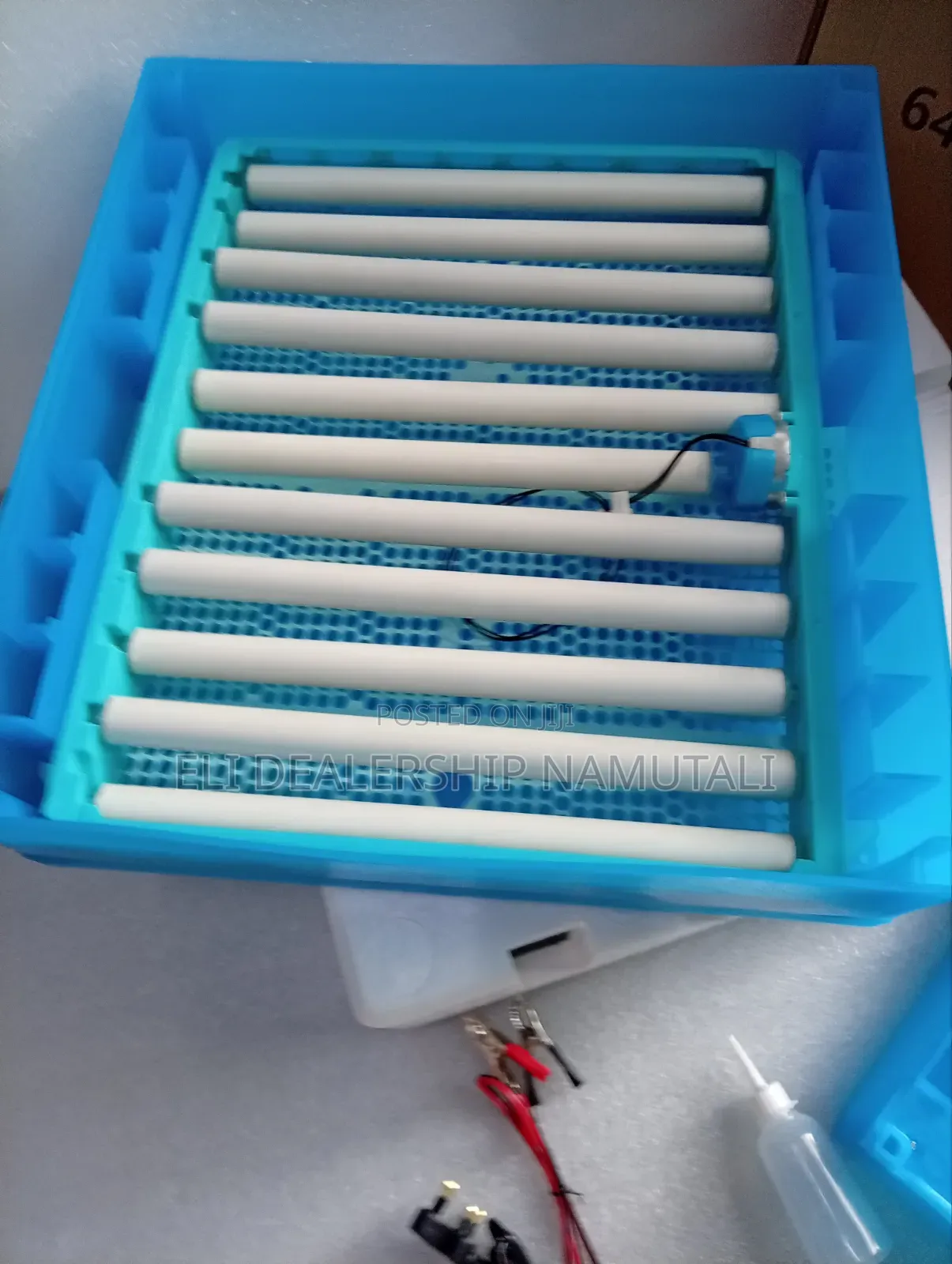 Farm-Grade 64 Egg Automatic Incubator for Poultry Hatcheries
