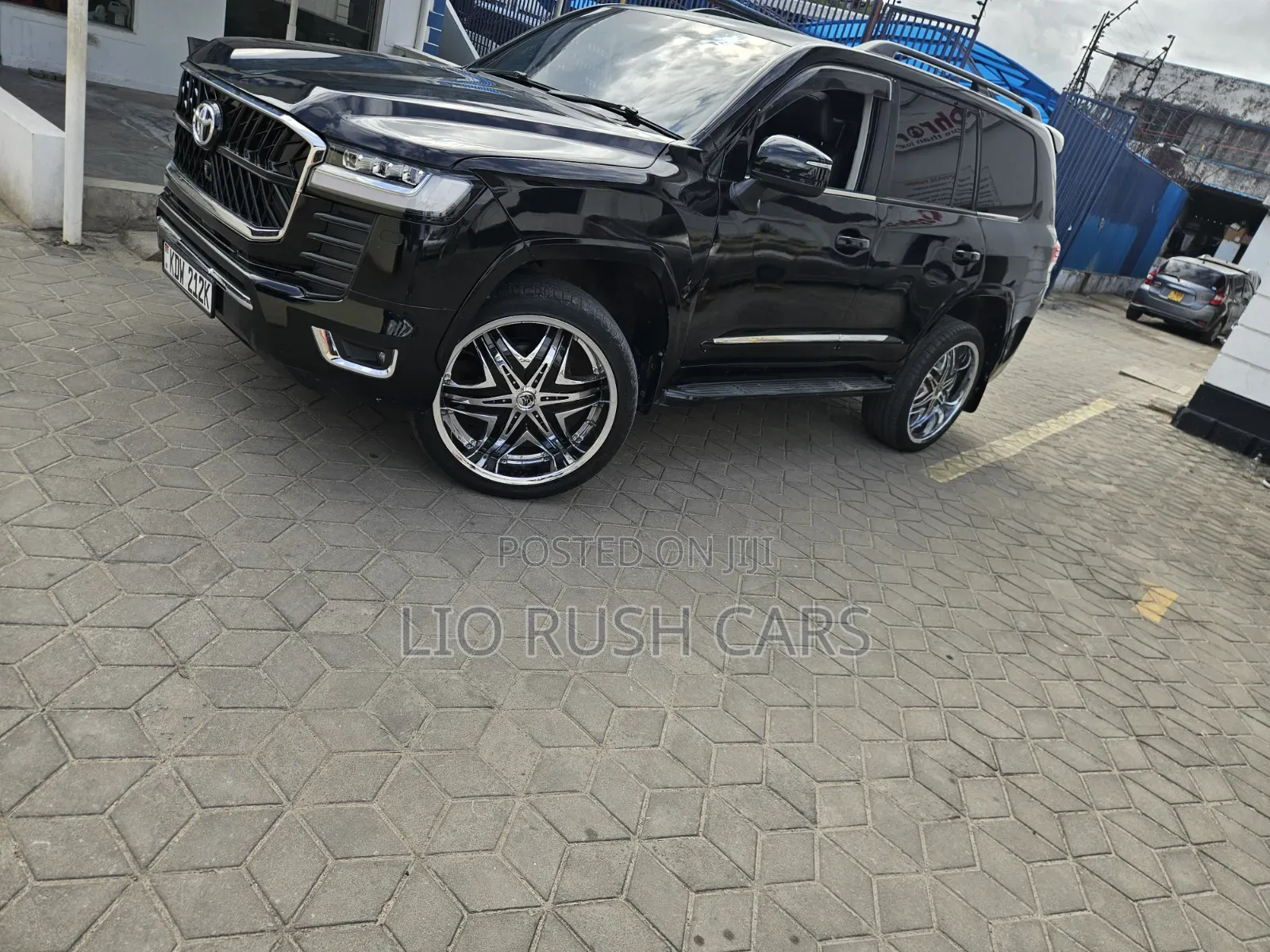 Toyota Land Cruiser 2016 Black