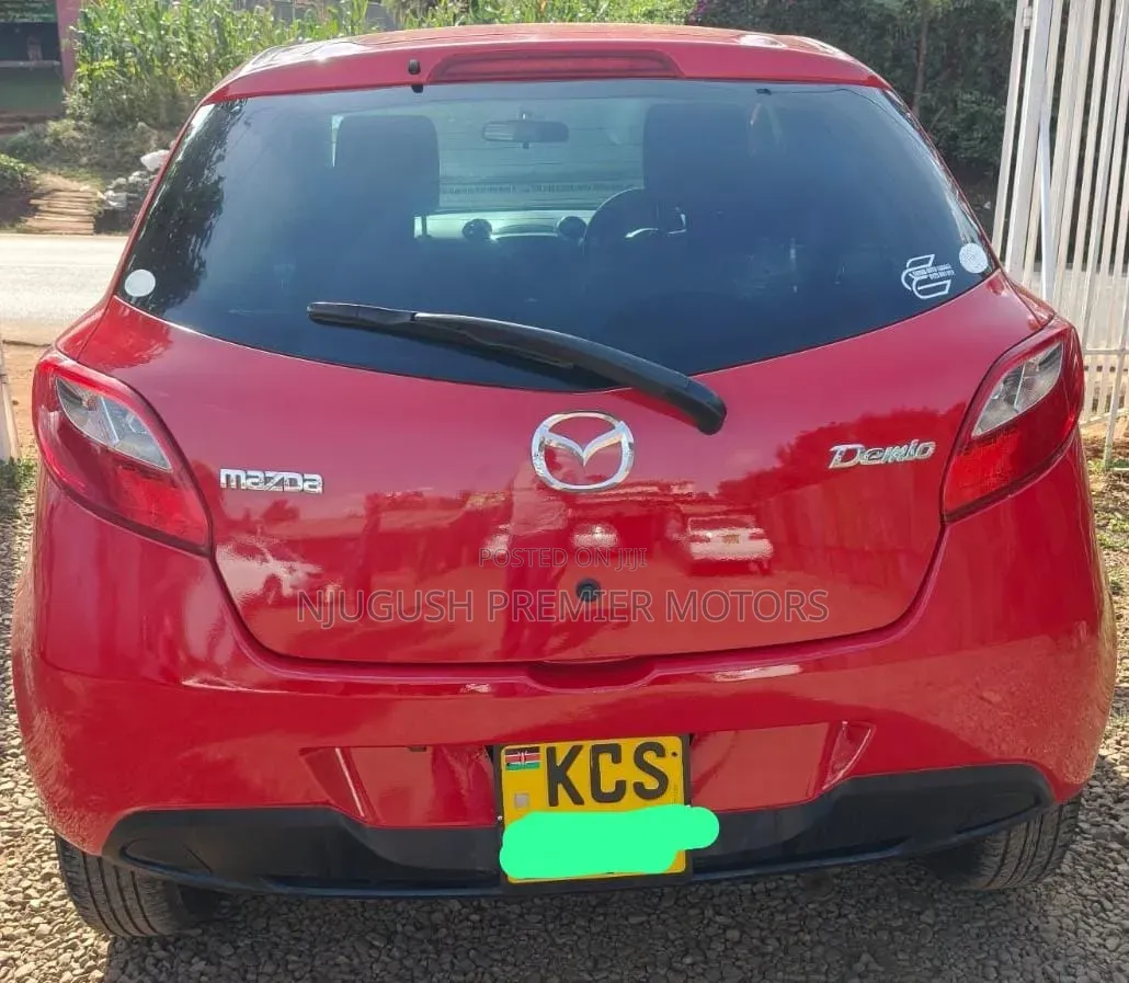 Mazda Demio 2011 Red