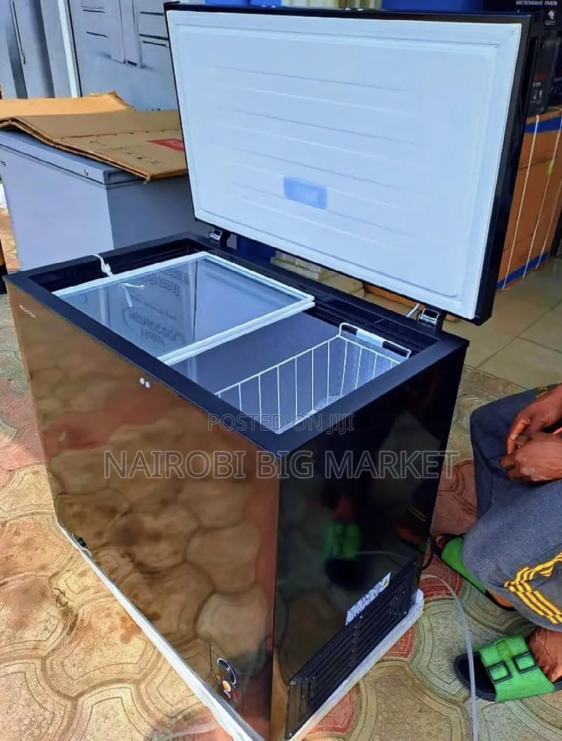Hisense 200 Liters Deep Freezer