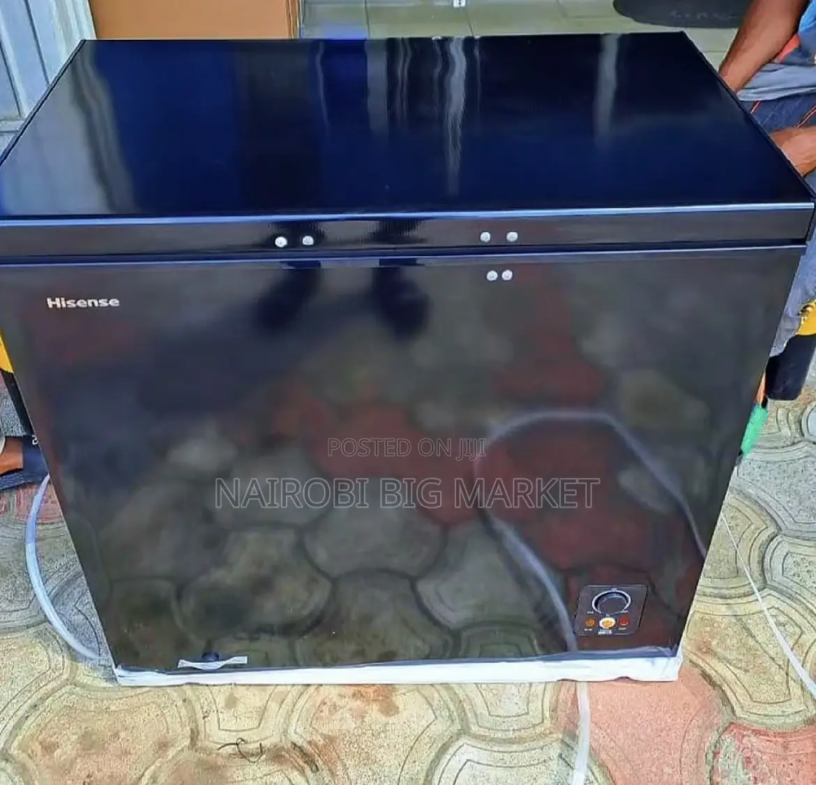 Hisense 200 Liters Deep Freezer