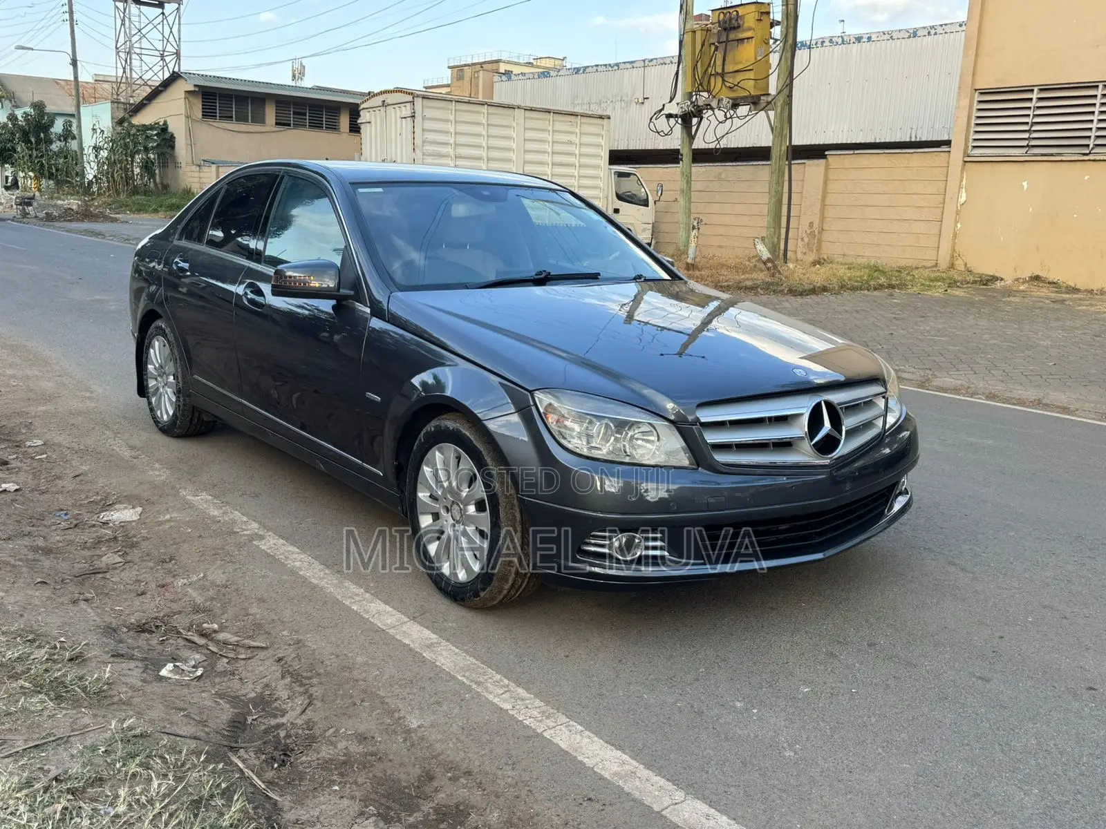 Mercedes-Benz C200 2011 Gray