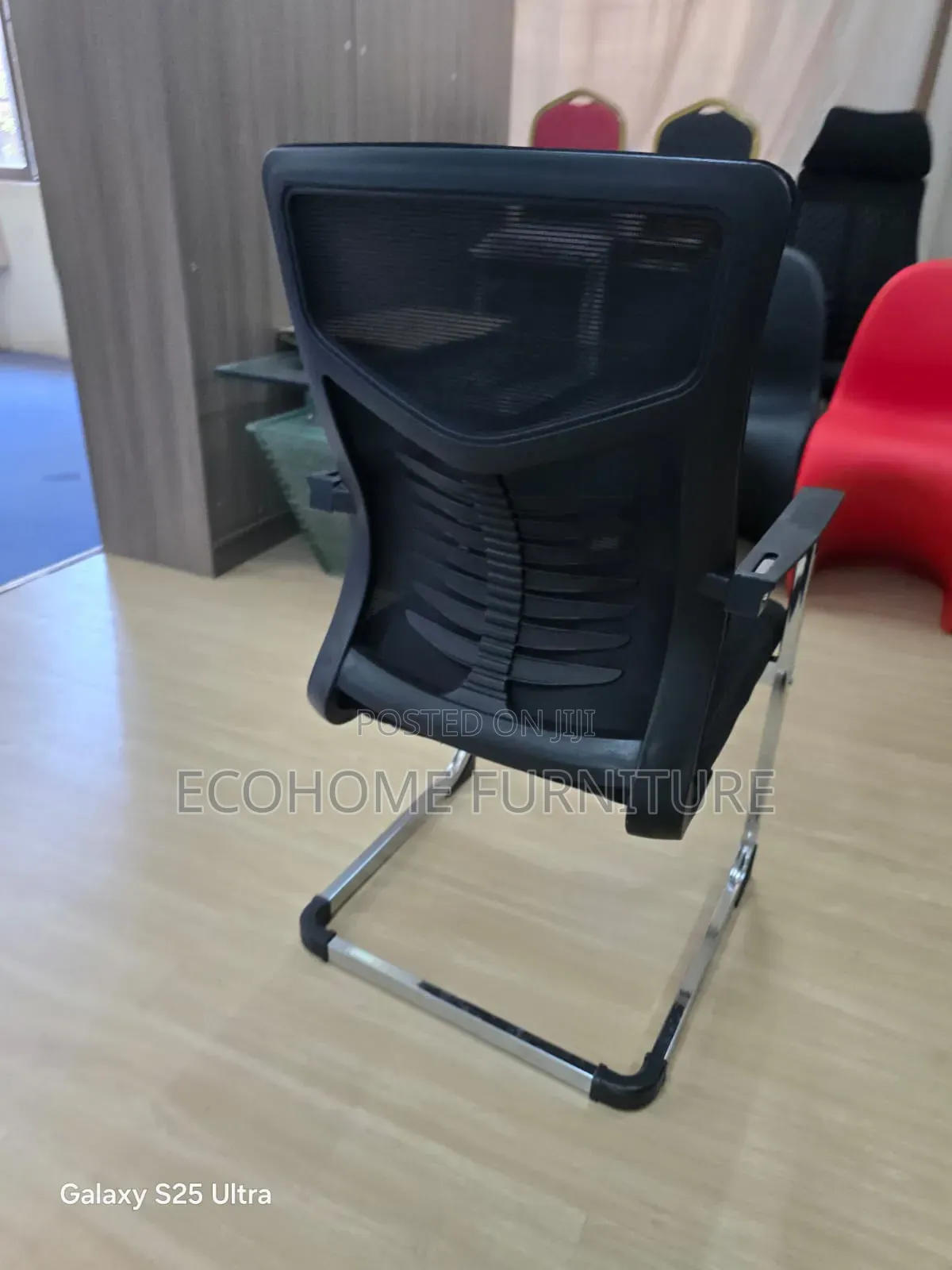 Mesh Visitors Chair