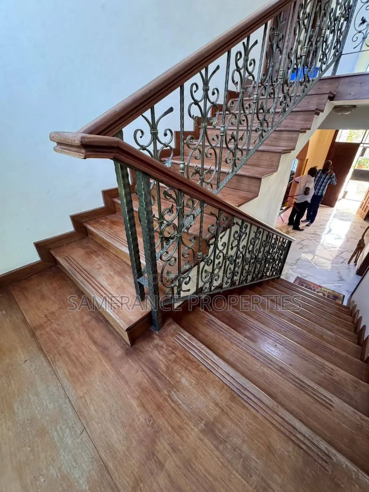 5bdrm Mansion in Utange for sale