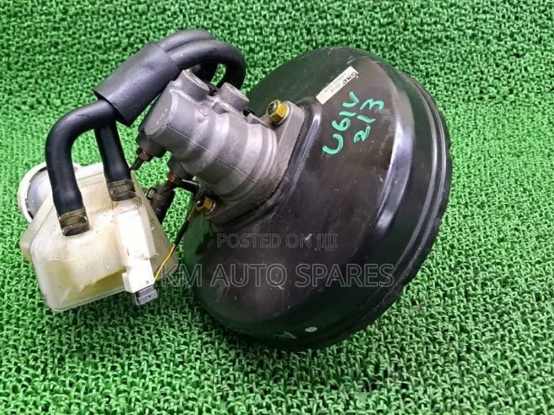 Mitsubishi Minicab Brake Booster/Master Cylinder