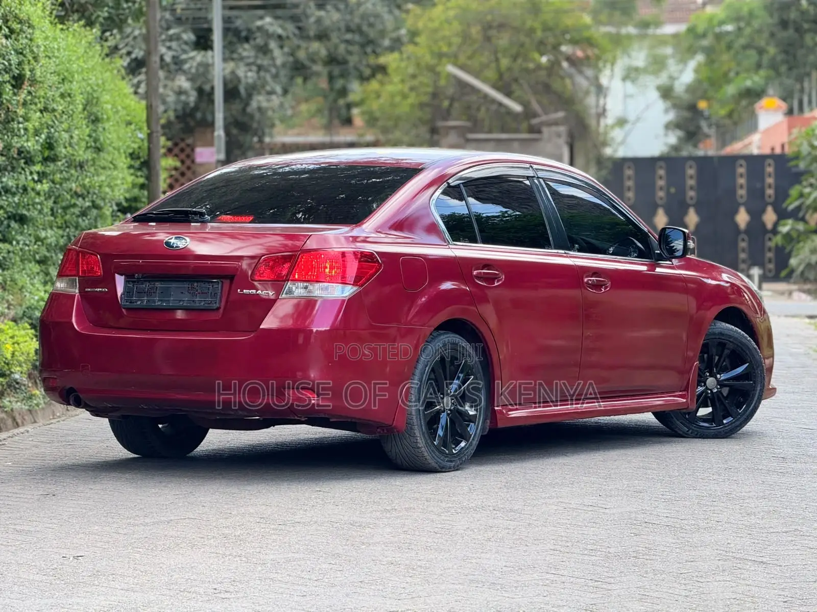 Subaru Legacy 2014 Red