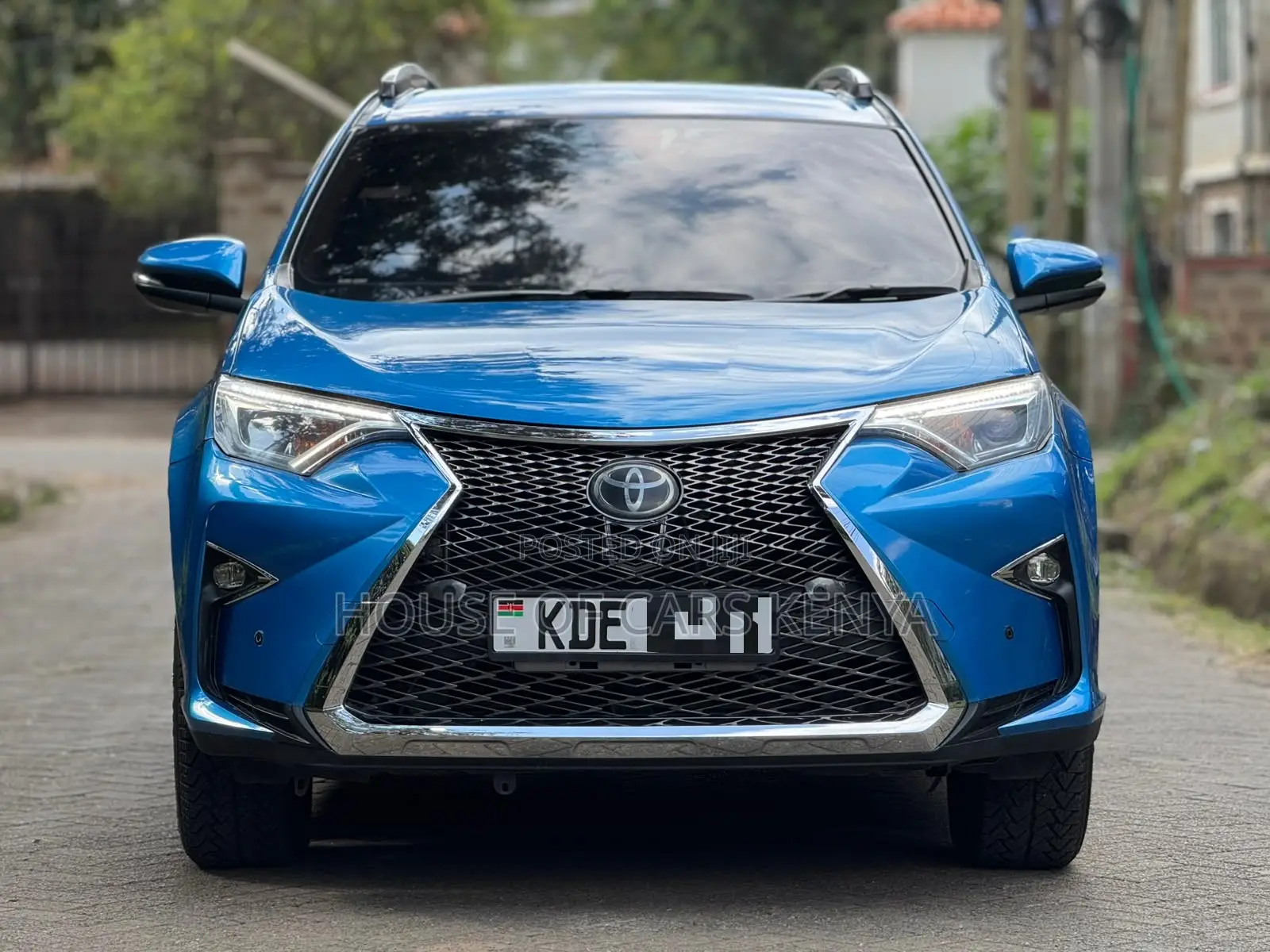 Toyota RAV4 2018 Blue