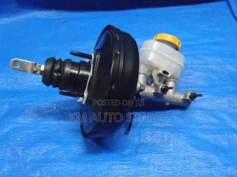 Subaru Pleo Brake Booster/Master Cylinder