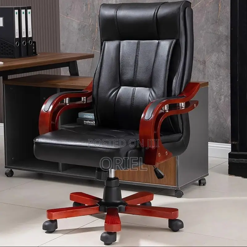 Office Chair : Executive Bliss Leather Chair