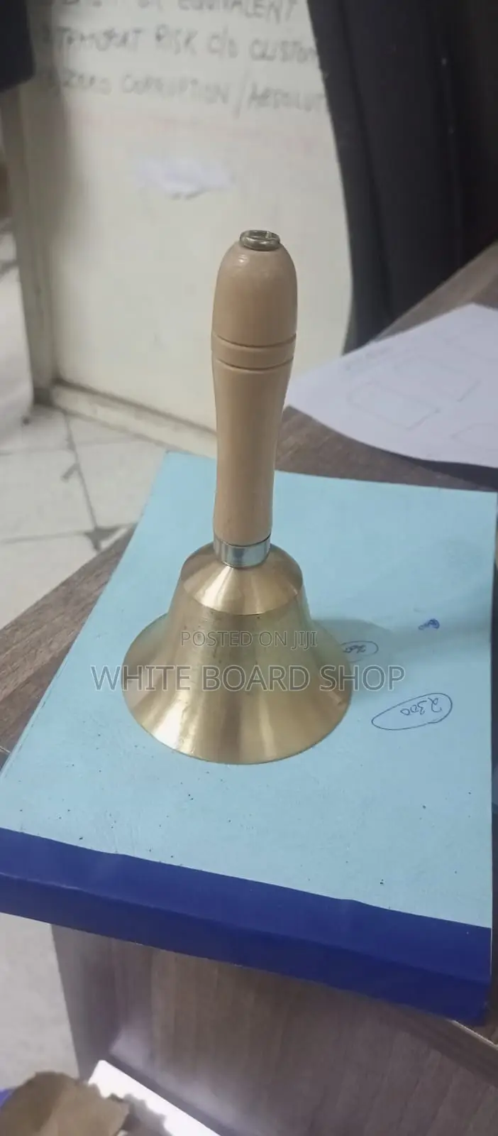 11cm Wooden Handle Bell for Conferences, Meetings Service Counters
