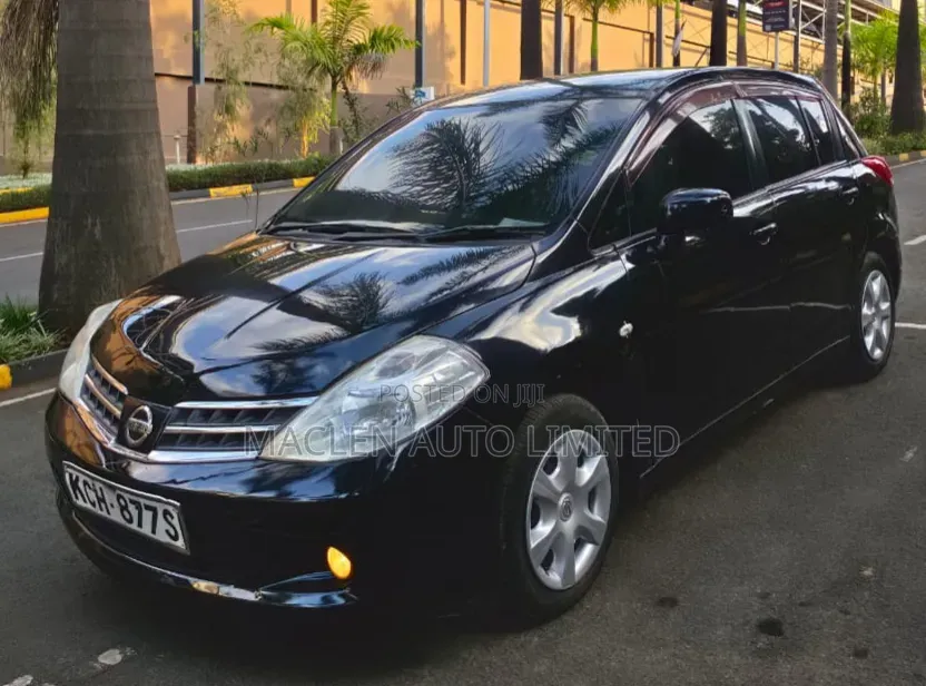 Nissan Tiida 2009 Black