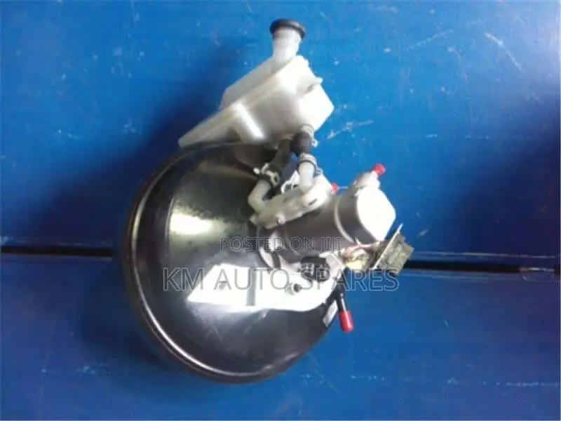 Hino 300 Brake Booster/Master Cylinder