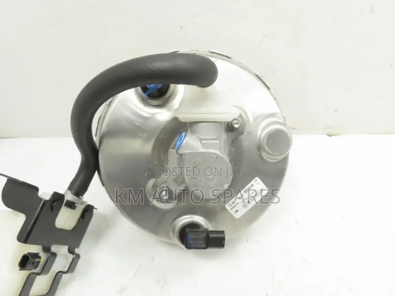 Nissan Pathfinder Brake Booster/Master Cylinder