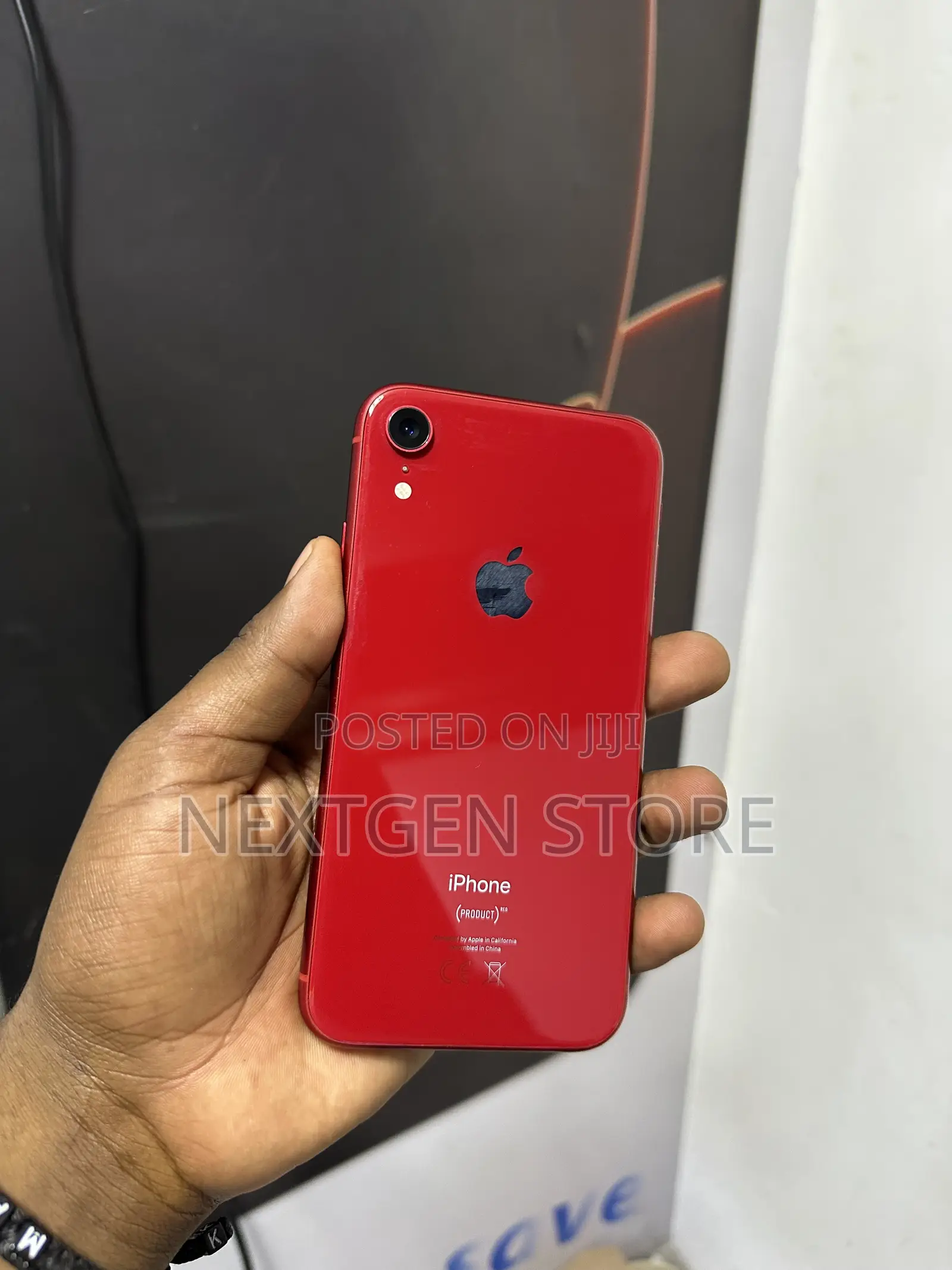 Apple iPhone XR 64 GB Red