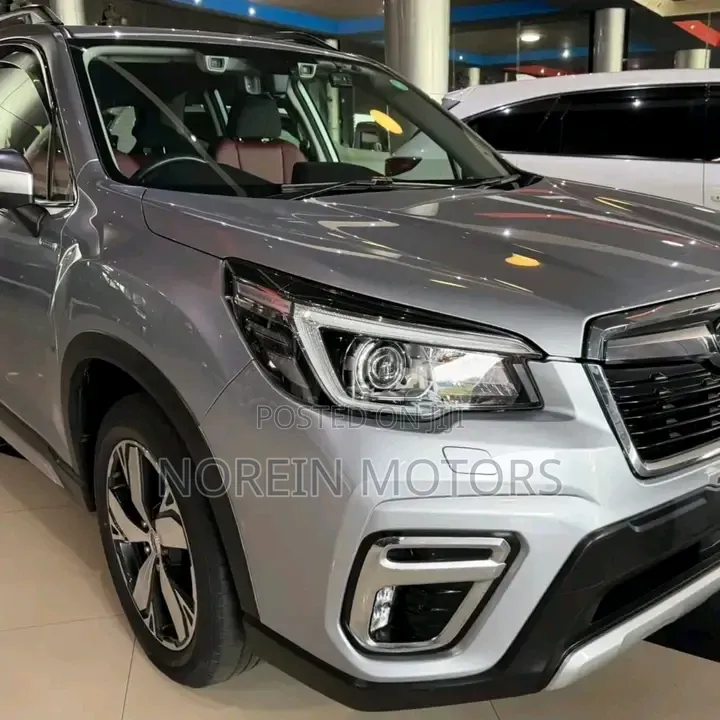 Subaru Forester 2018 Orange