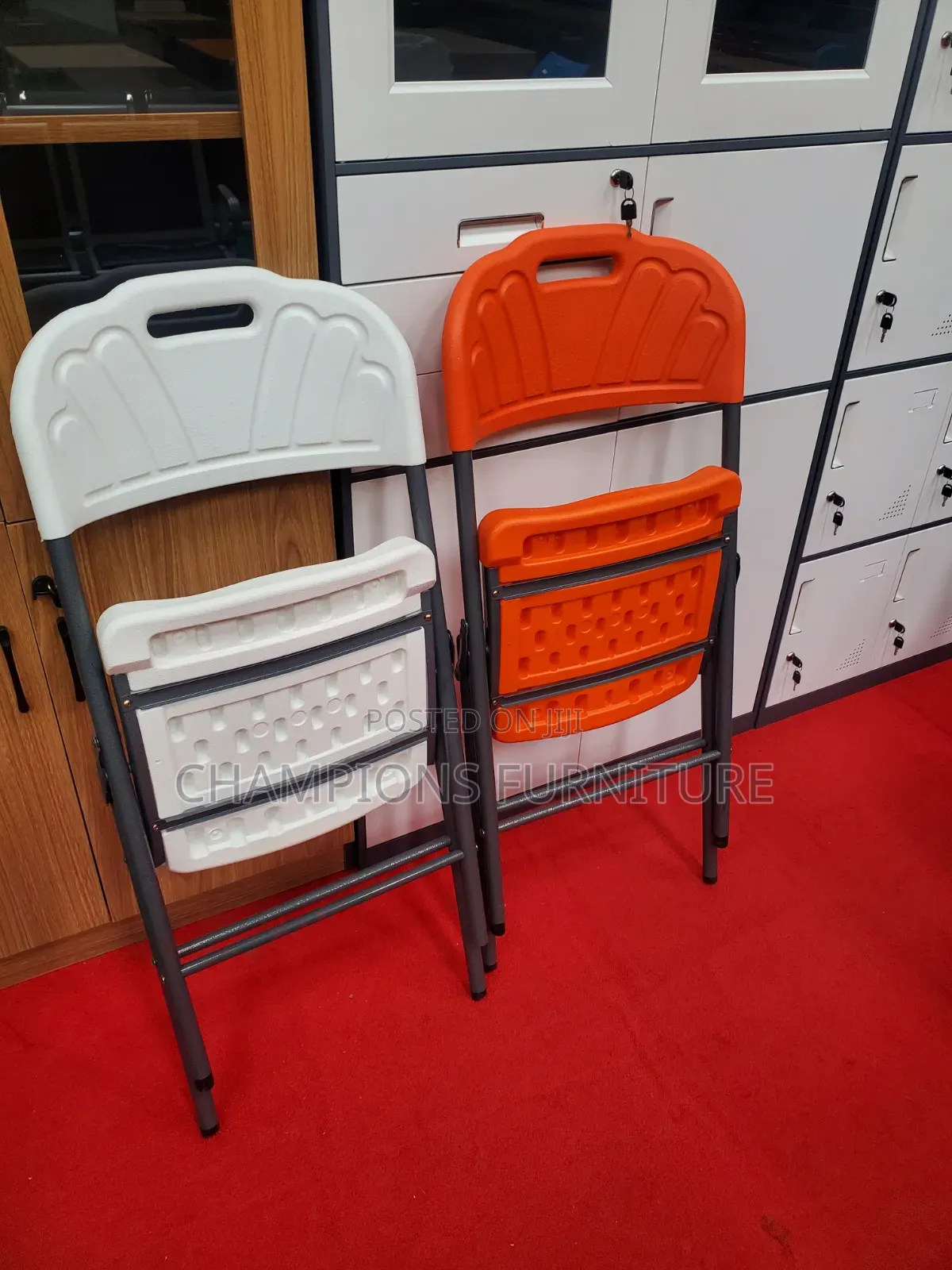 White Foldable Chair