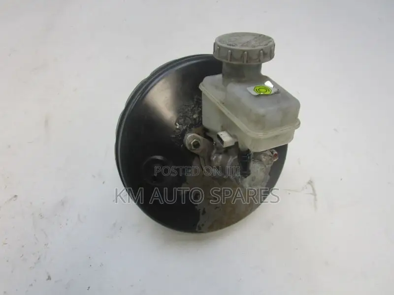 Suzuki Vitara Brake Booster/Master Cylinder