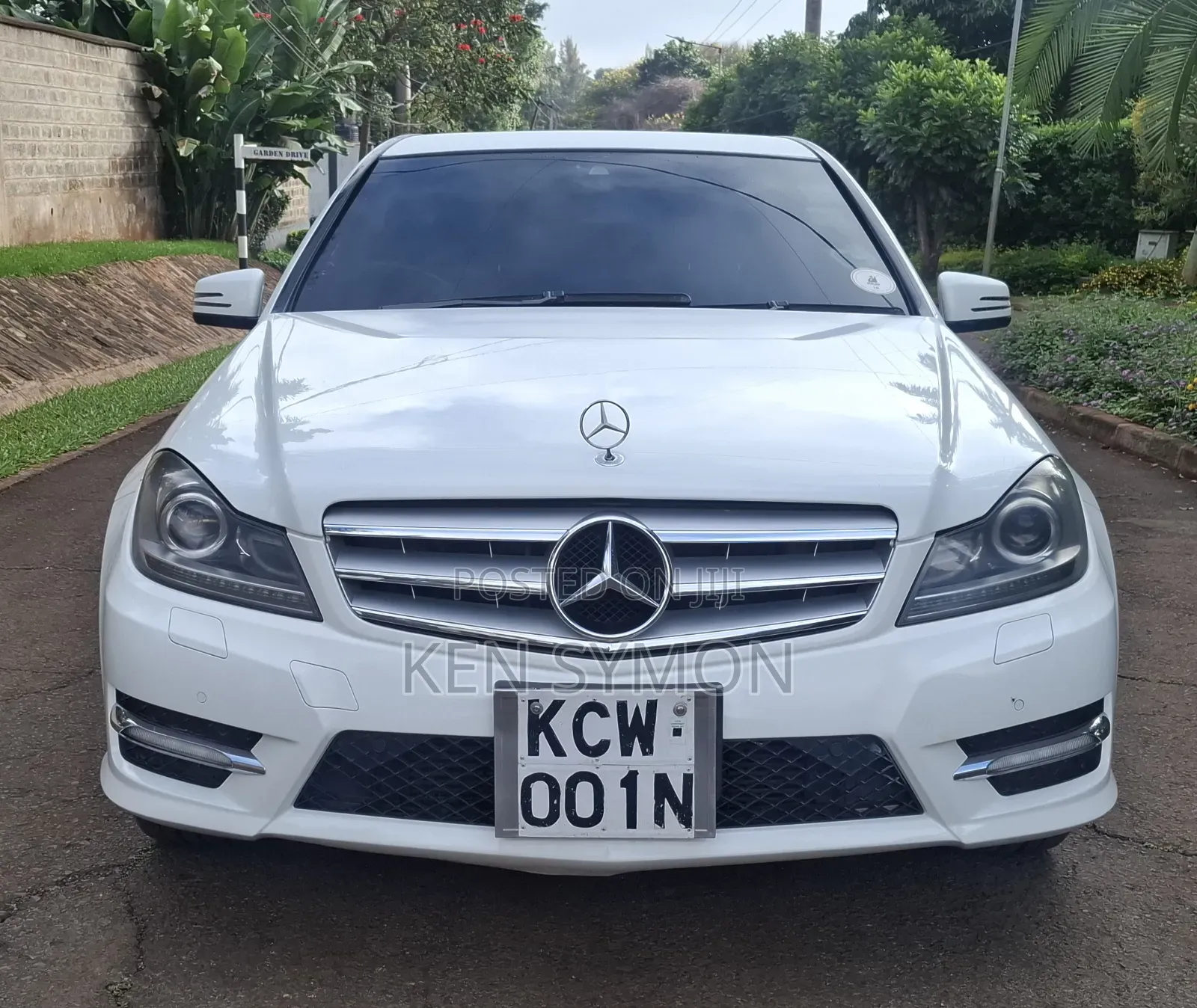 Mercedes-Benz C200 2012 White