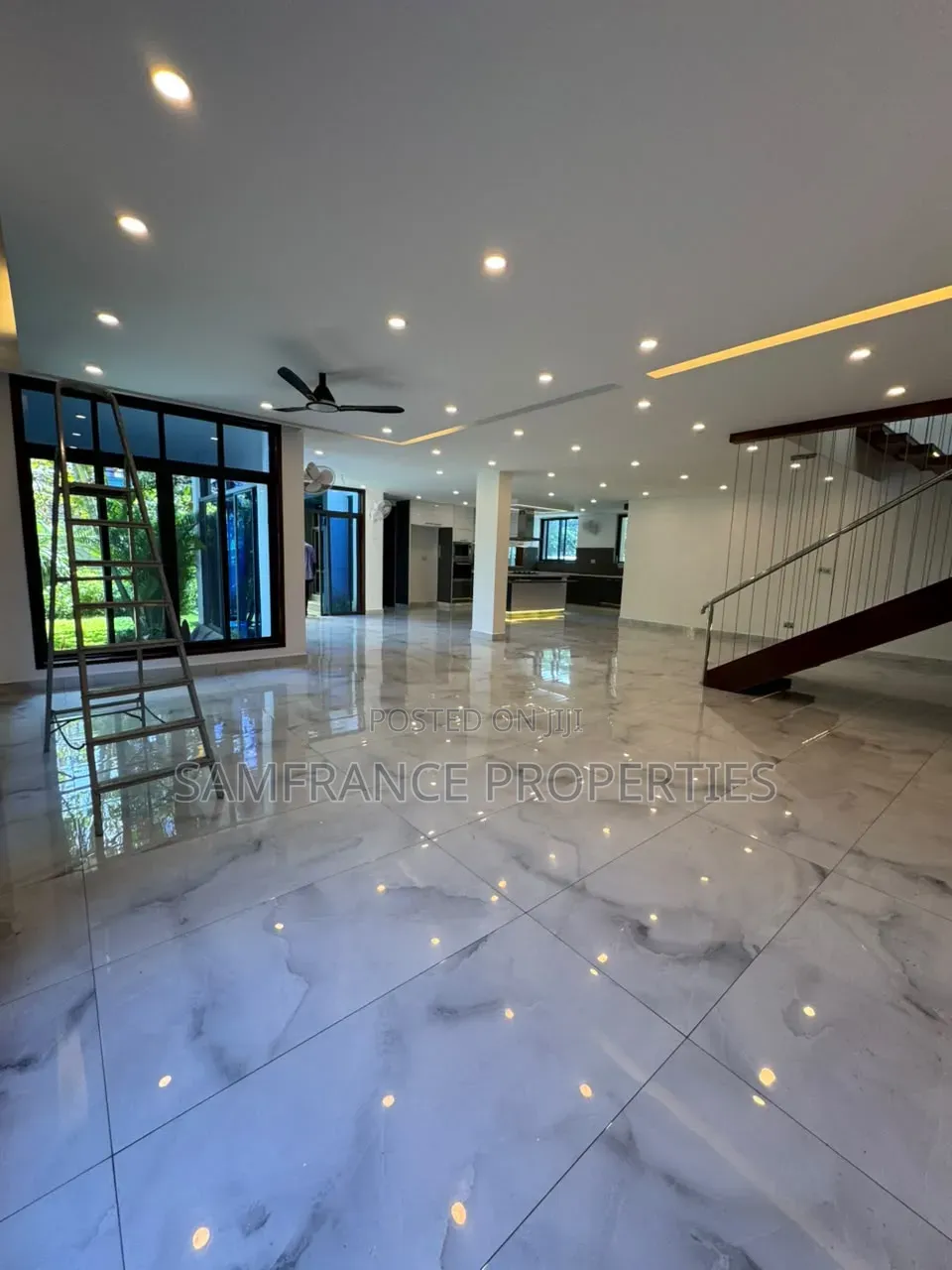 4bdrm Mansion in Old Nyali for rent