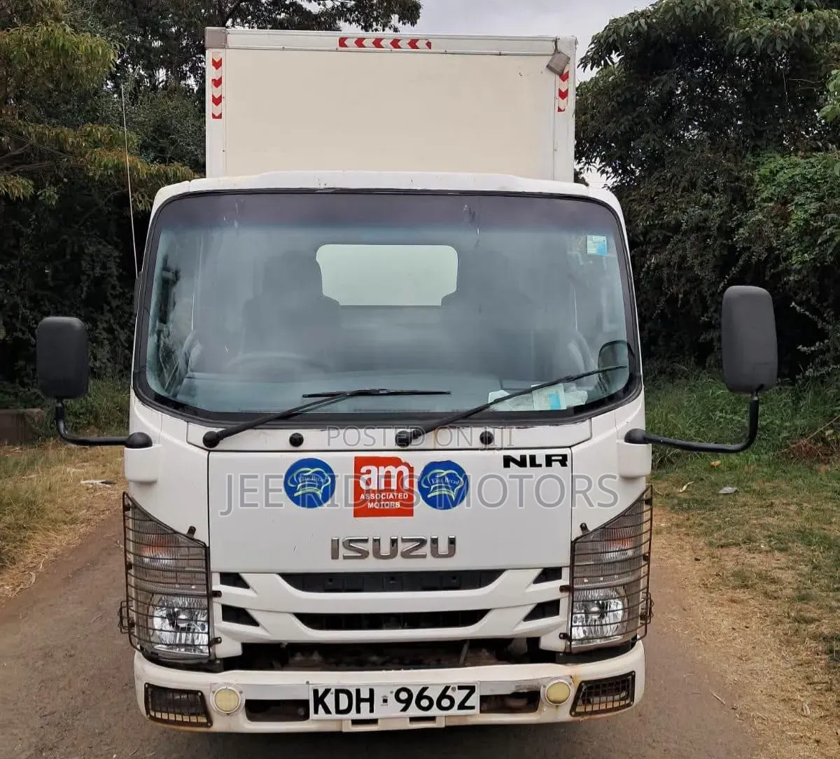 Isuzu NLR Local 2023