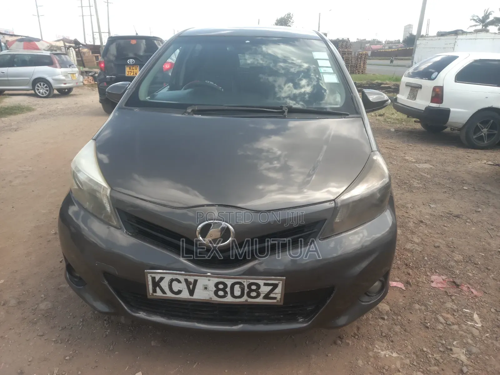 Toyota Vitz 2012 Gray