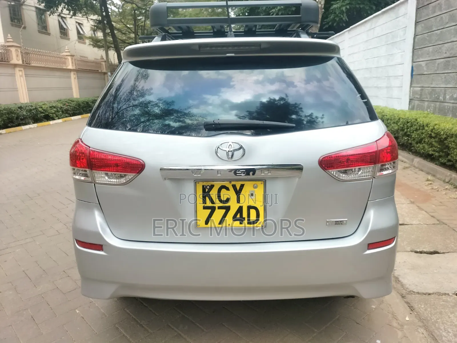 Toyota Wish 2013 Silver