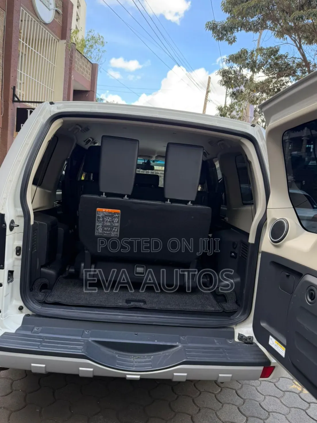 Mitsubishi Pajero 2019 White