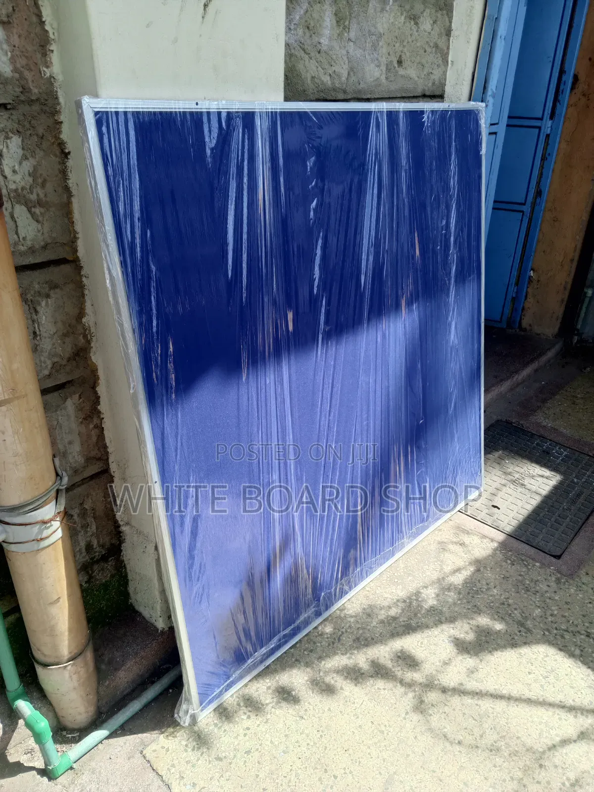 Heavy Duty Blue Notice Board – 4ft X 4ft (120cm X 120cm)- Medium Size