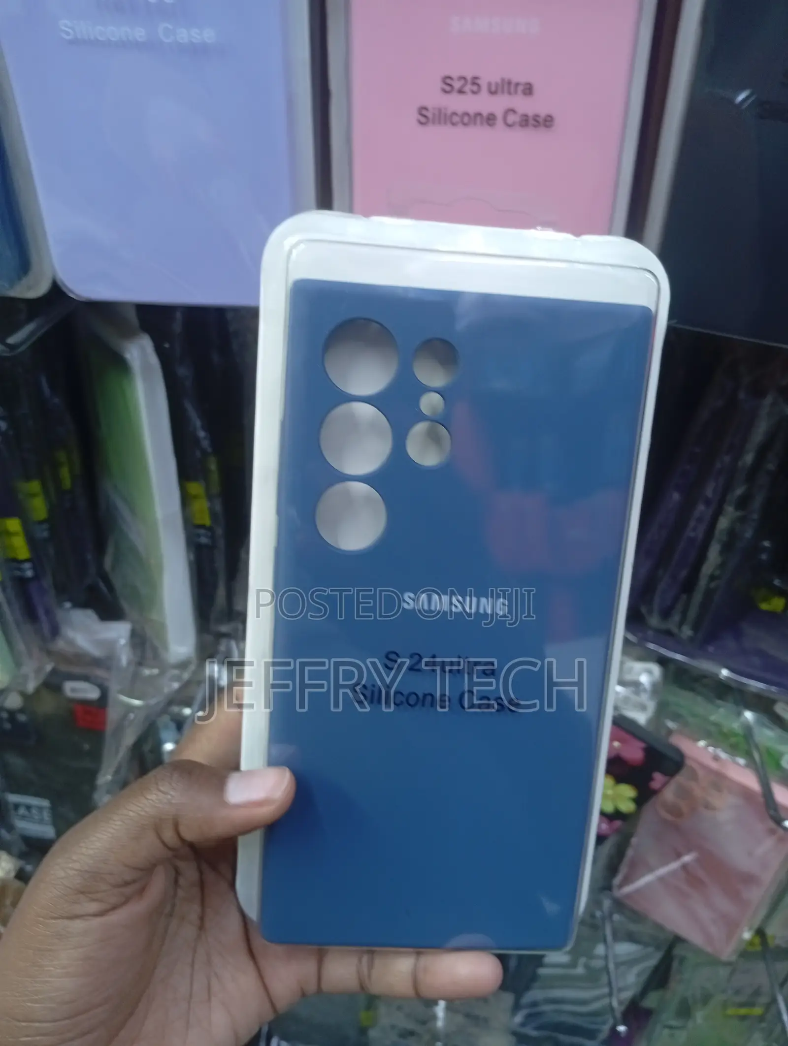 Samsung Galaxy S24 Ultra Silicone Case in Blue